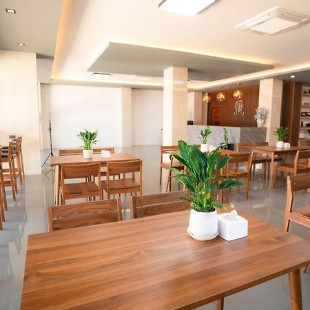 M&M Hotel Vang Vieng Zewnętrze zdjęcie