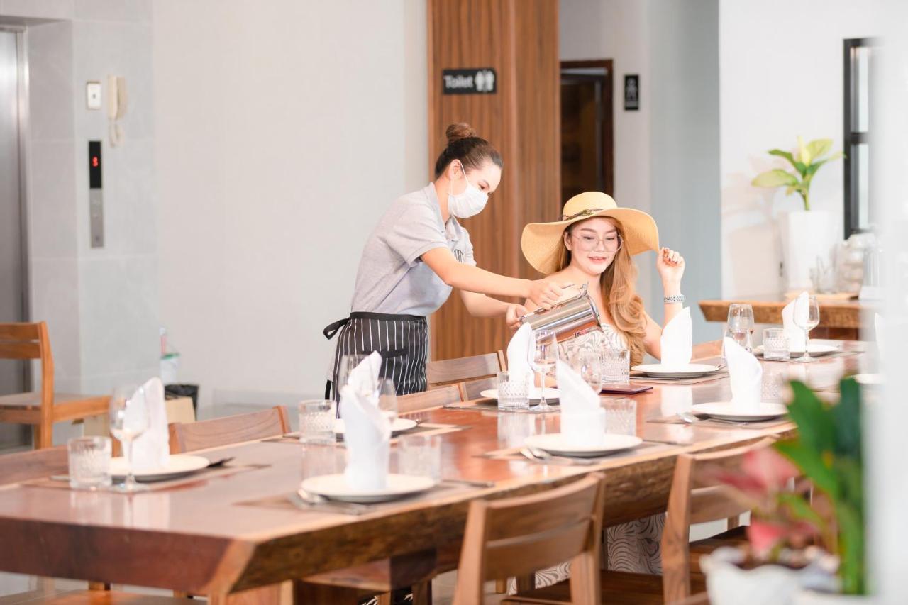 M&M Hotel Vang Vieng Zewnętrze zdjęcie