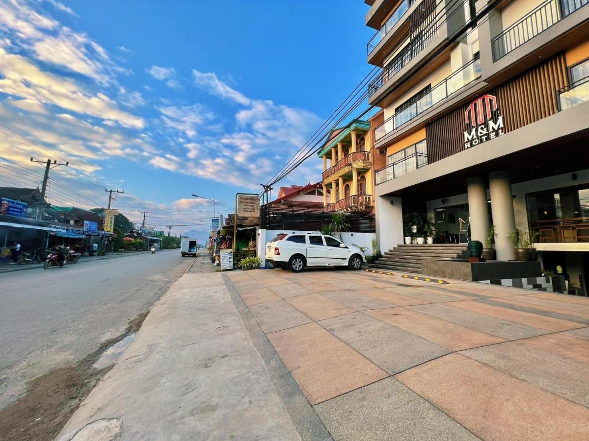 M&M Hotel Vang Vieng Zewnętrze zdjęcie