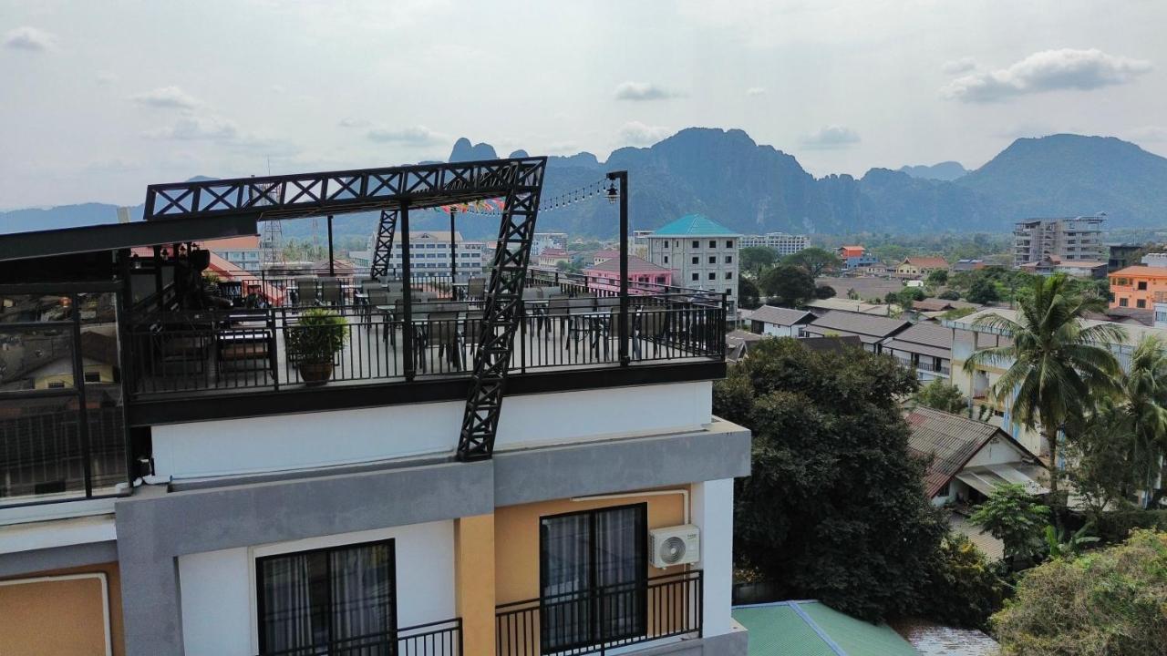 M&M Hotel Vang Vieng Zewnętrze zdjęcie